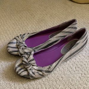 Candies zebra flats women’s size 8.5